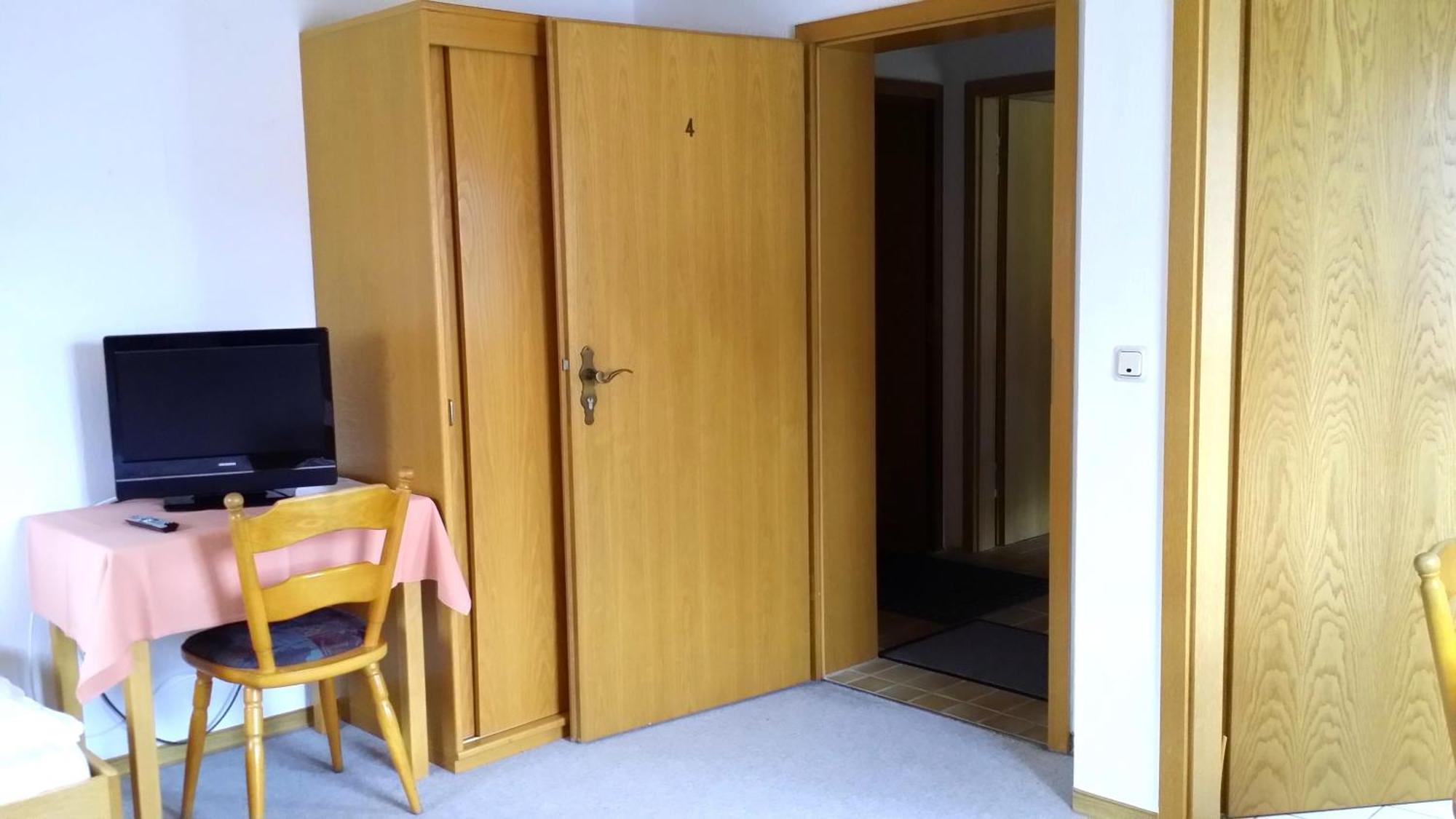 Landgasthof Zum Hirschen Hafenlohr Szoba fotó