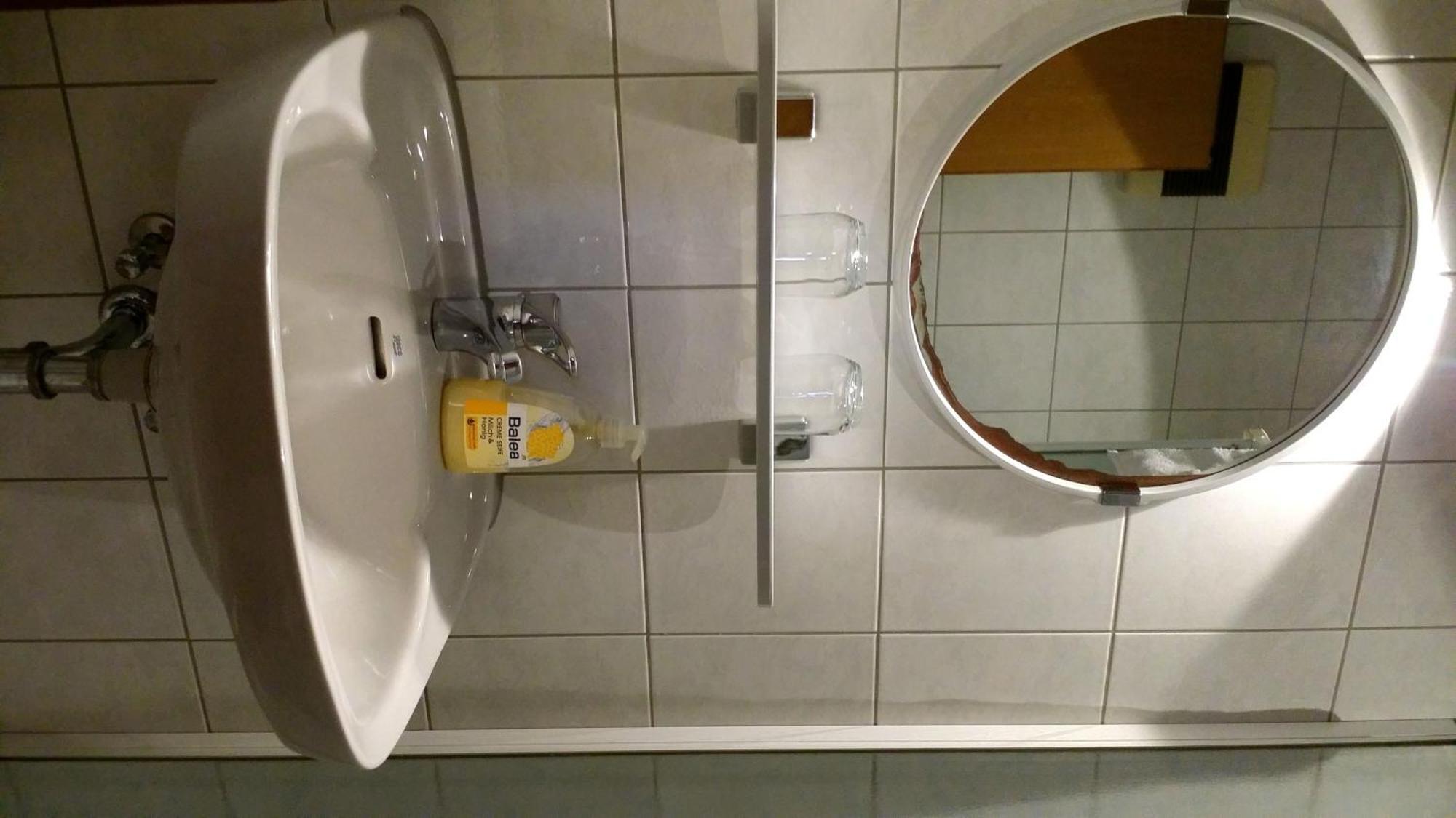 Landgasthof Zum Hirschen Hafenlohr Szoba fotó