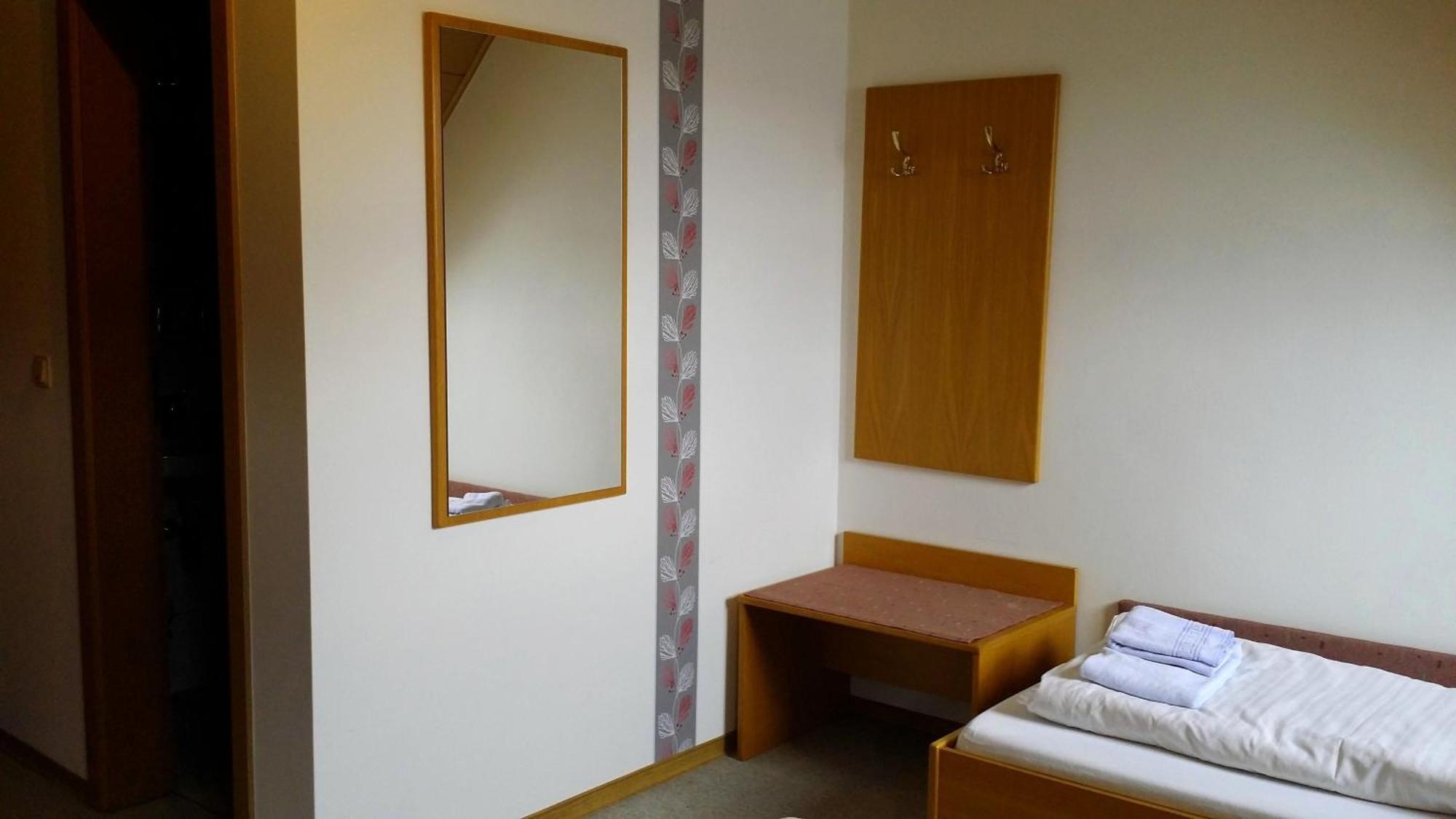 Landgasthof Zum Hirschen Hafenlohr Szoba fotó