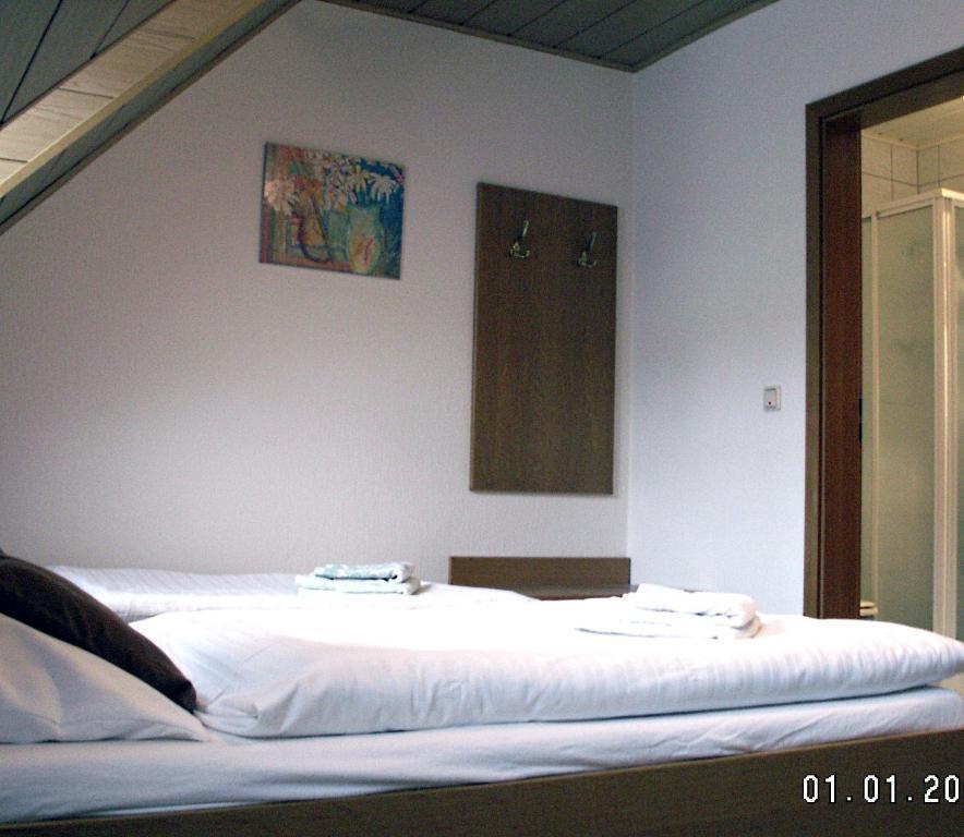 Landgasthof Zum Hirschen Hafenlohr Szoba fotó