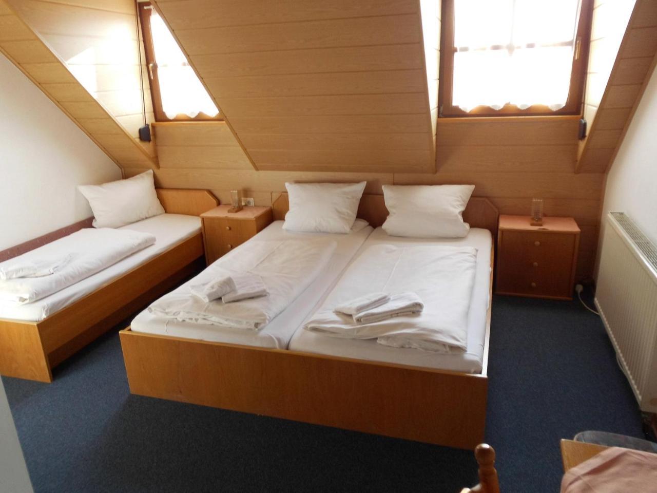 Landgasthof Zum Hirschen Hafenlohr Kültér fotó